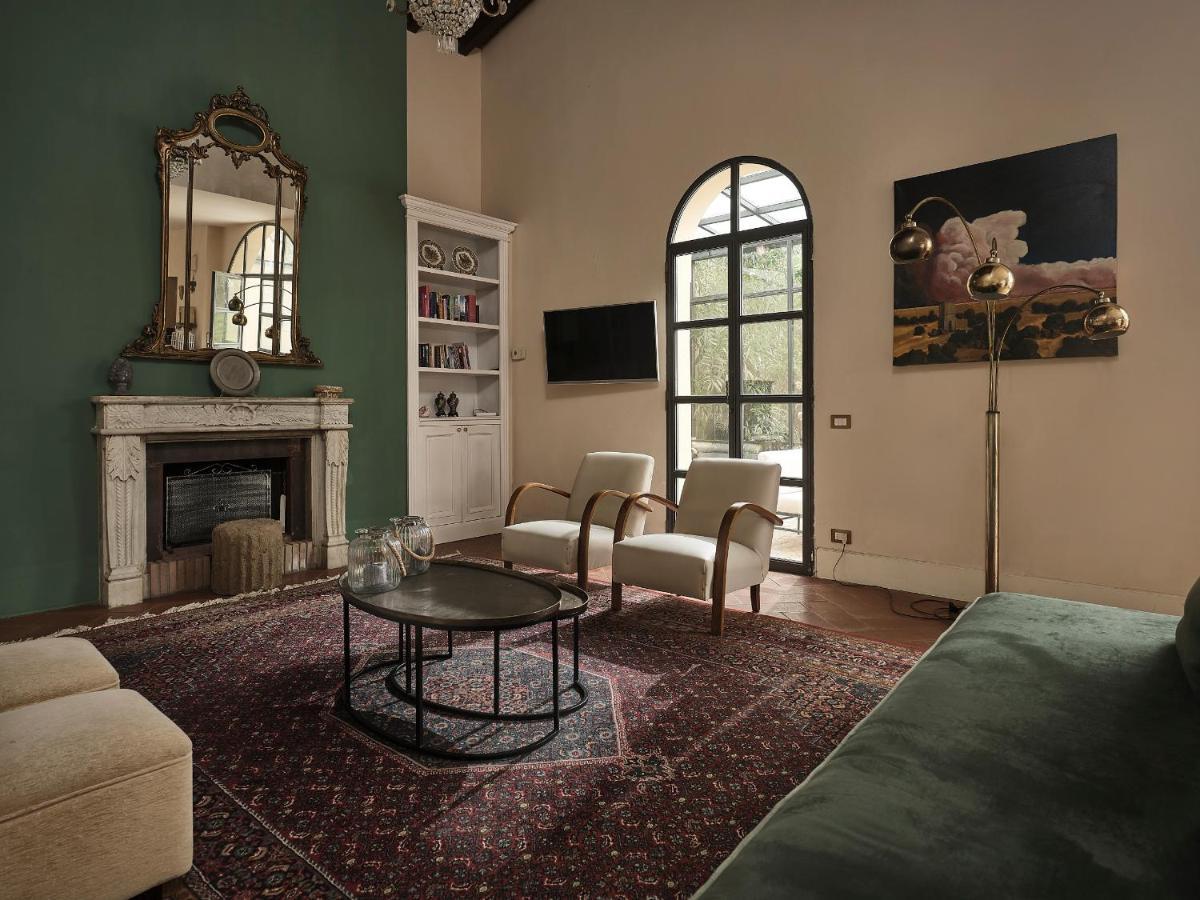 Agriturismo Castello Santa Margherita Cori Esterno foto