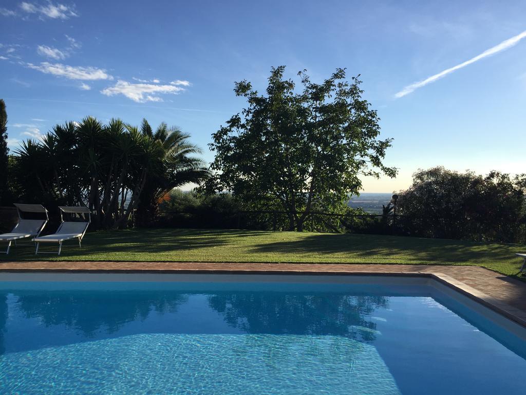 Agriturismo Castello Santa Margherita Cori Esterno foto
